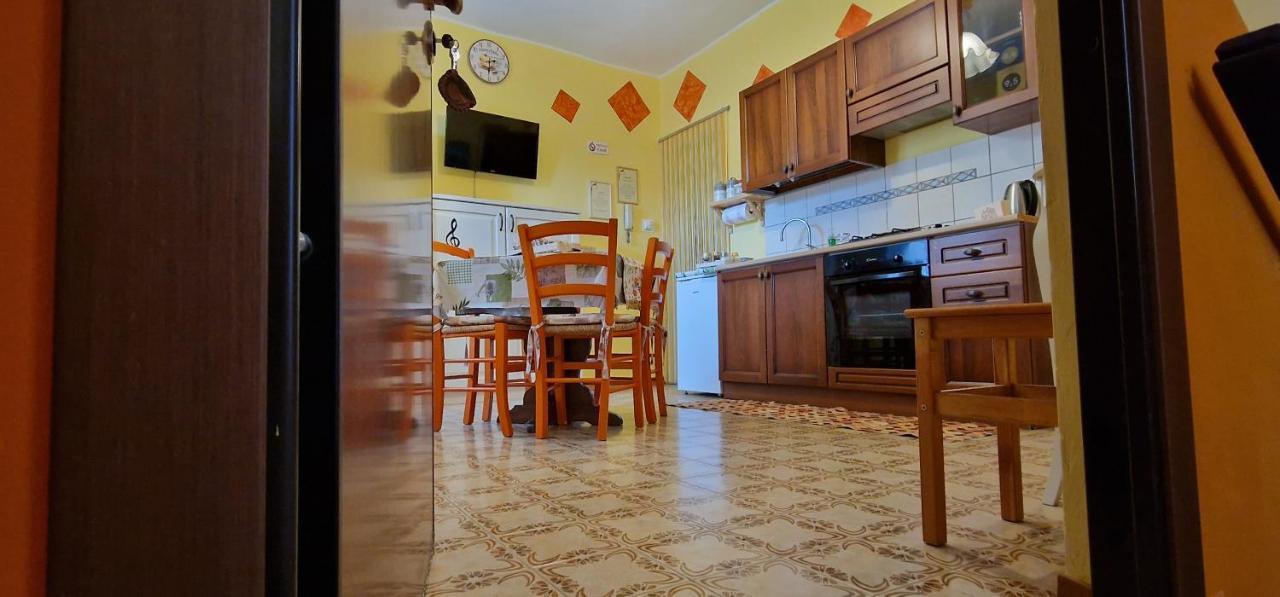 Casa Soggiorno Il Quetzales Валенца Екстериор снимка