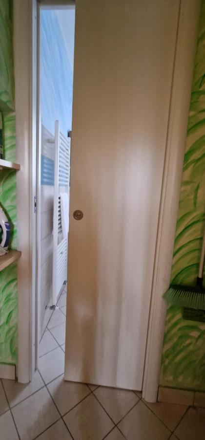 Casa Soggiorno Il Quetzales Валенца Екстериор снимка